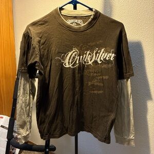 Quiksilver Black and Tan Crew Neck Shirt (Vintage / Graphic design) (SOLD)